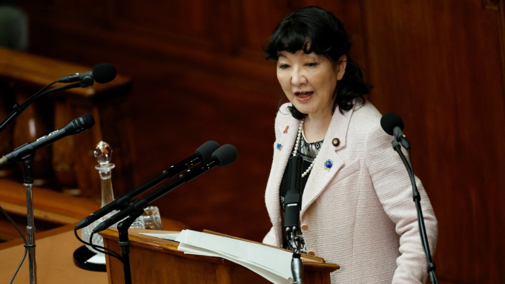 日財相稱日美必要時再干預外匯市場 對沖基金沽空日圓押注已大減