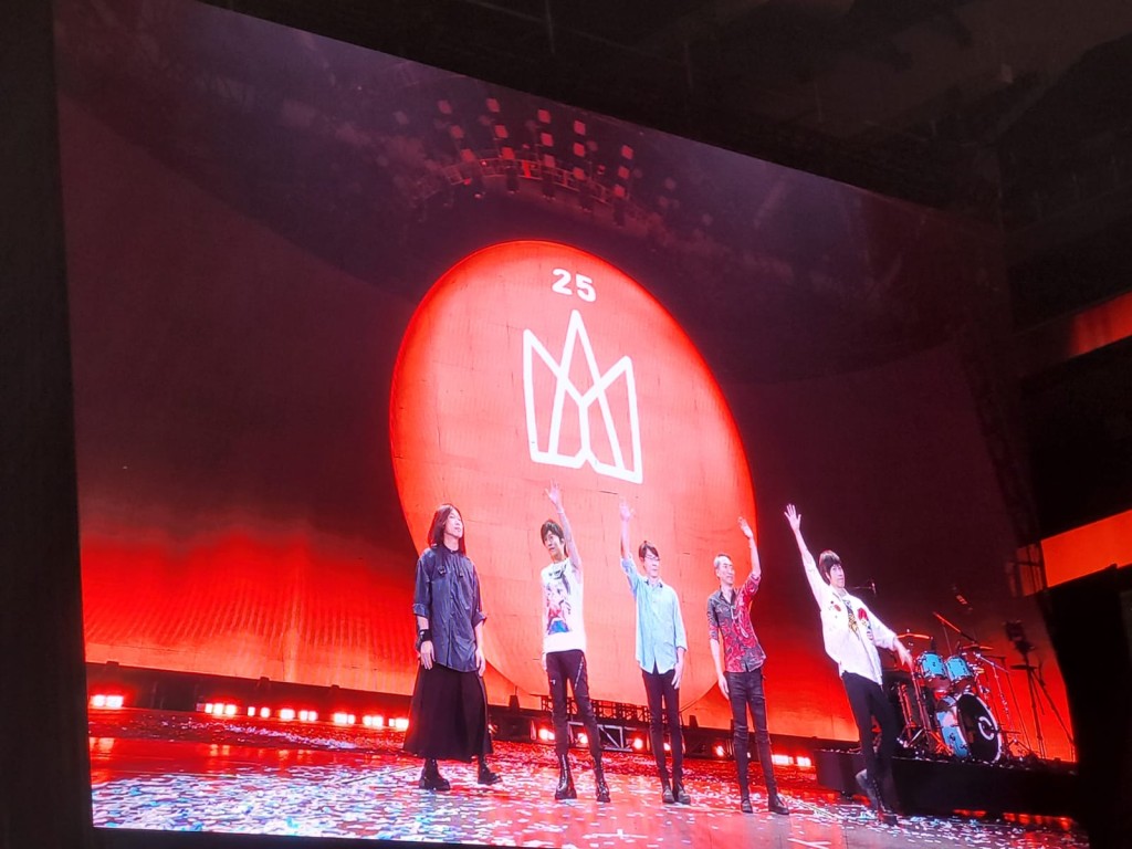 五月天《#5525 回到那一天 25周年巡迴演唱會》昨晚尾場。 五月天《#5525 回到那一天 25周年巡迴演唱會》昨晚尾場。