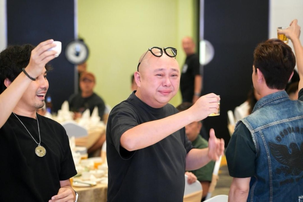 阿Bob喊晒! 阿Bob喊晒!