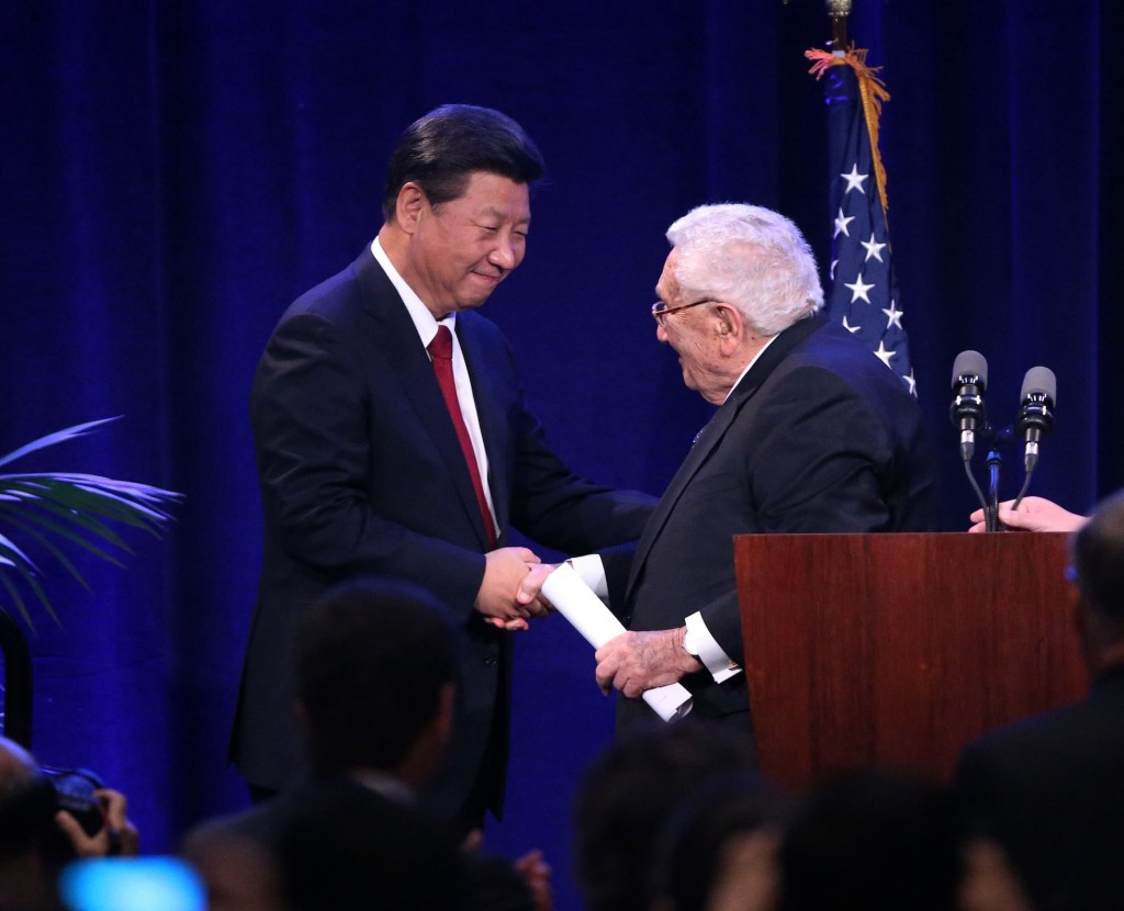 習近平和歷代中國領導人都稱基辛格是「老朋友」。