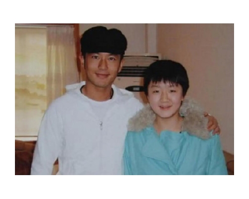 黃曉明(左)是陳夢的表哥。網上圖片