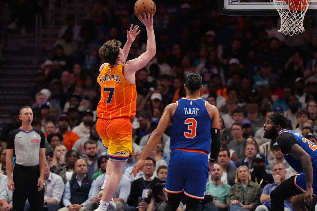 肯尼普成為歷史最年輕射入250球三分的球員。路透社