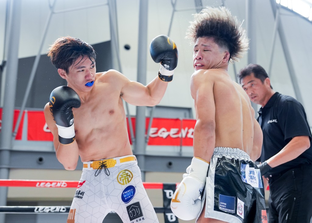 向籽羲生涯戰績改寫為15戰11勝4負4KO。 向籽羲生涯戰績改寫為15戰11勝4負4KO。