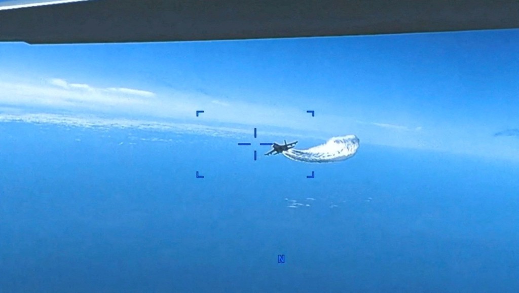 美国空军 MQ-9 无人机在黑海事件中拍下俄机。路透社