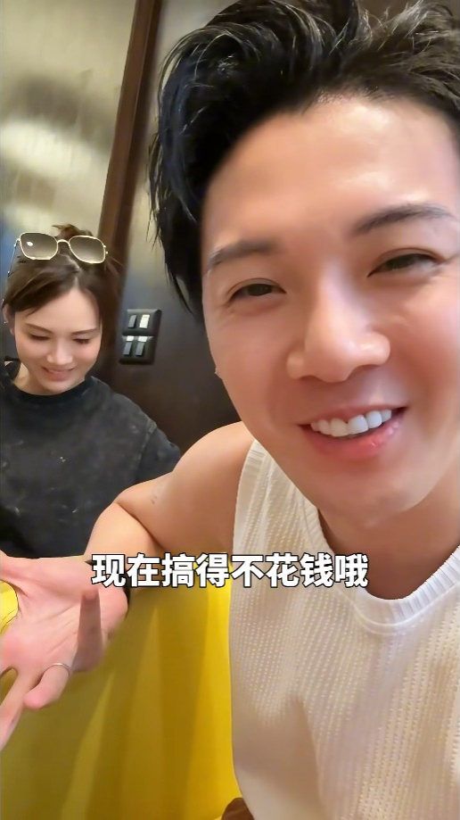因為陳樂榣上次有錢剩,所以不用再付費。 因為陳樂榣上次有錢剩,所以不用再付費。
