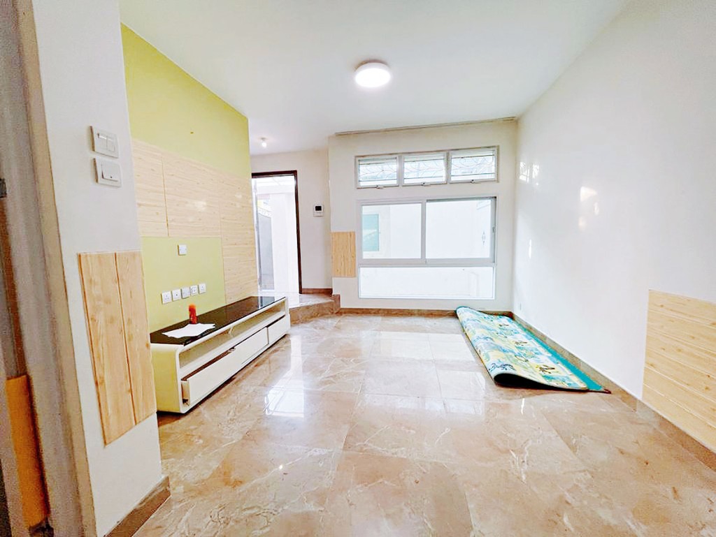 洋房保养得宜，毋须全面装修。