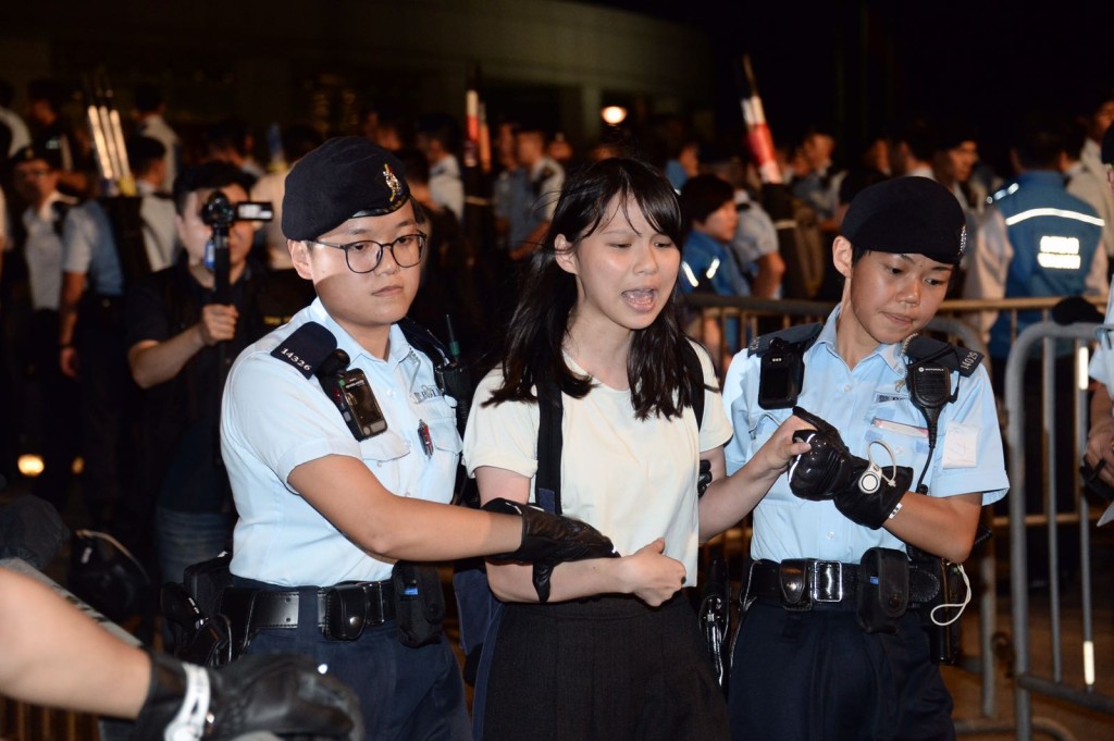 警方清場。