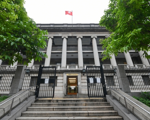 土地審裁處及勞資審裁處聆訊須押後至另行通知。 政府圖片
