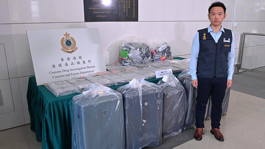 海關破毒品案檢獲53.9公斤可卡因市值3,620萬元，拘1男。