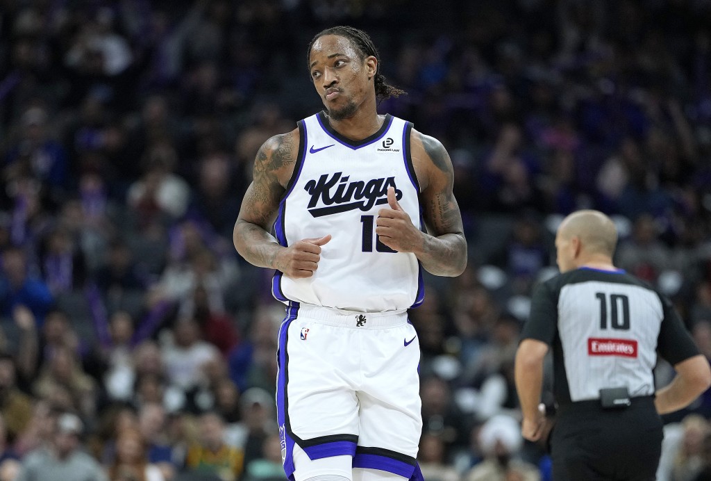 迪罗辛正式成为第23位生涯至少23000分的球员。AFP