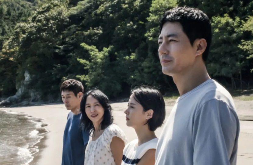 李滄東導演新作《假如愛有如果》在威尼斯影展中連奪兩獎後,今次在多倫多影展國際影片單元中飲恨,僅得第2。 李滄東導演新作《假如愛有如果》在威尼斯影展中連奪兩獎後,今次在多倫多影展國際影片單元中飲恨,僅得第2。