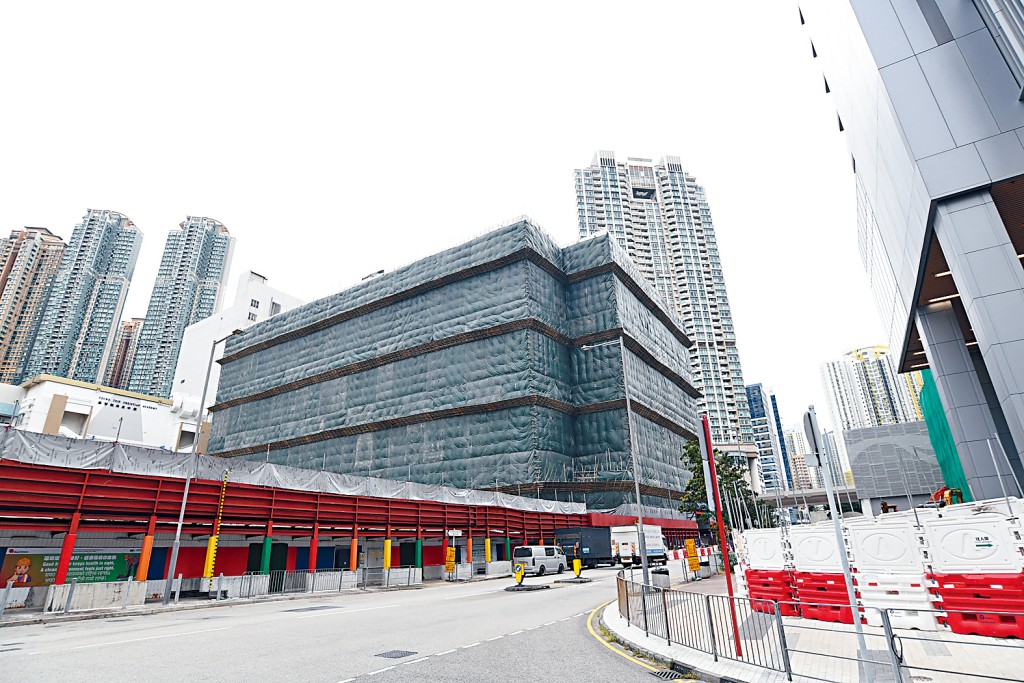 西南九龍叡璟自命名後錄各路準買家查詢，包括內地、海外、區內分支家庭及投資客。