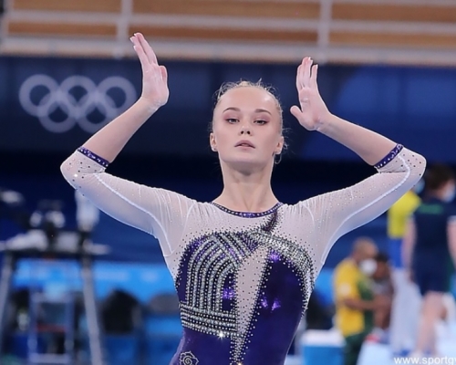 美妮高娃為俄羅斯拿下今屆體操世錦賽首金。網上圖片