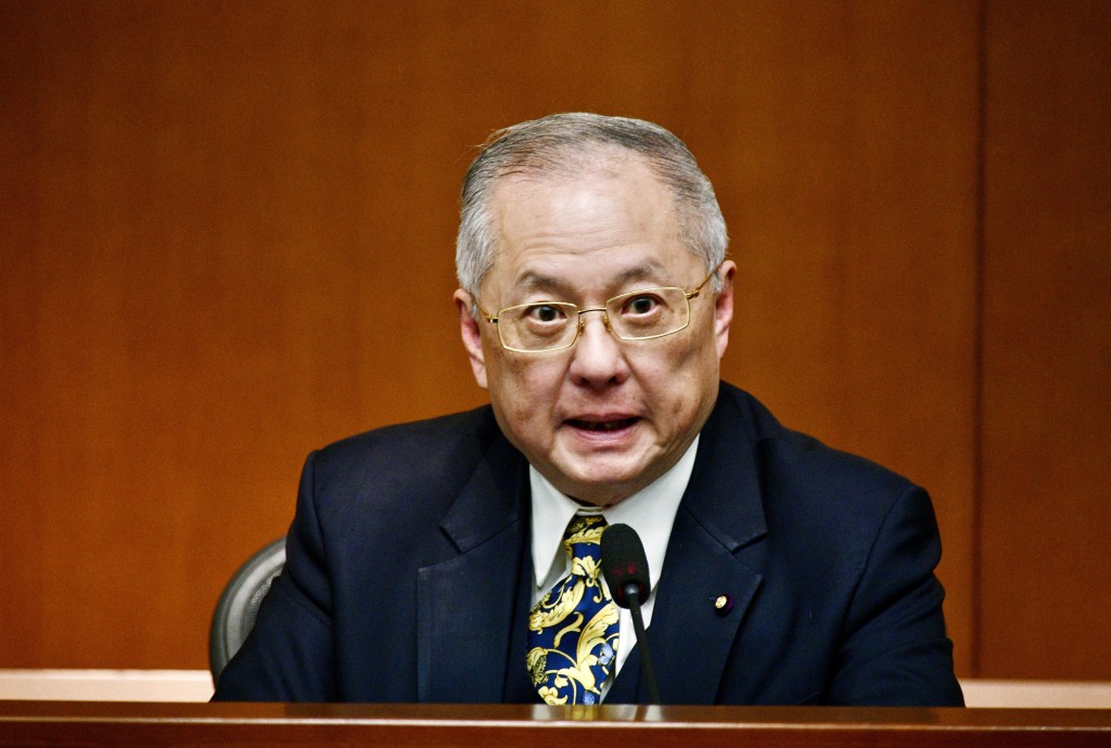 行會成員、飲食界議員張宇人早前在記者會稱，若一早輸入外勞，或可避免出現食肆倒閉潮。資料圖片