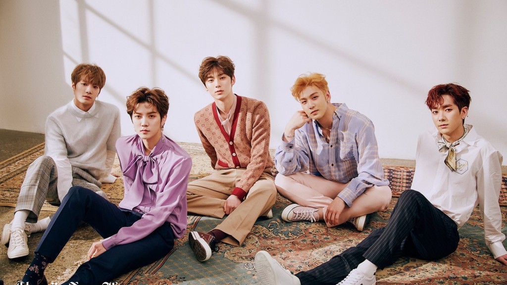 NU'EST成員（左起）JR、Ren、旼炫、白虎、Aron。