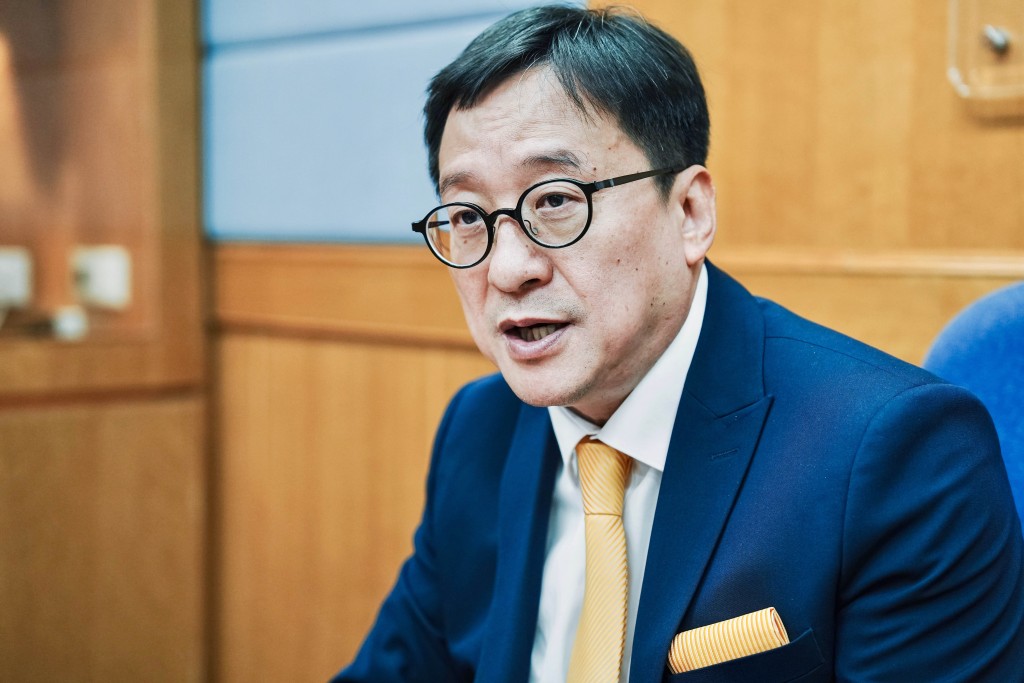 法援署署長陳澤銘接受《星島》專訪。 法援署署長陳澤銘接受《星島》專訪。