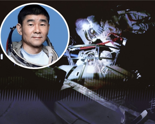 相隔13年再次出艙,航天員劉伯明(細圖)指太漂亮了。新華社