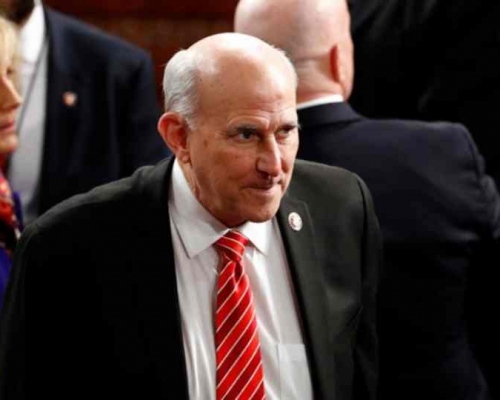 戈默特向法院提出訴訟被法官駁回。AP