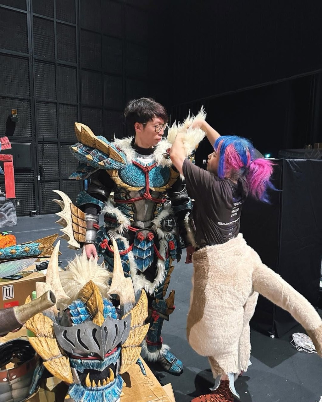 港队代表cosplay《魔物猎人》在世界Cosplay峰会首夺总冠军，创下历史。anicomhk@IG