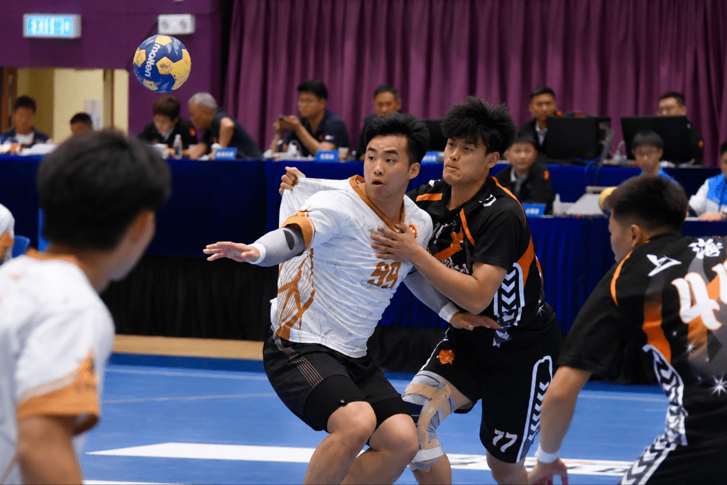 杨骏尧摄