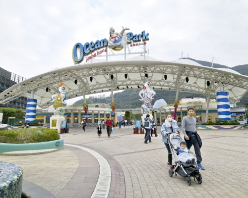 據報,當局擬削減海洋公園約一半資助金額。資料圖片