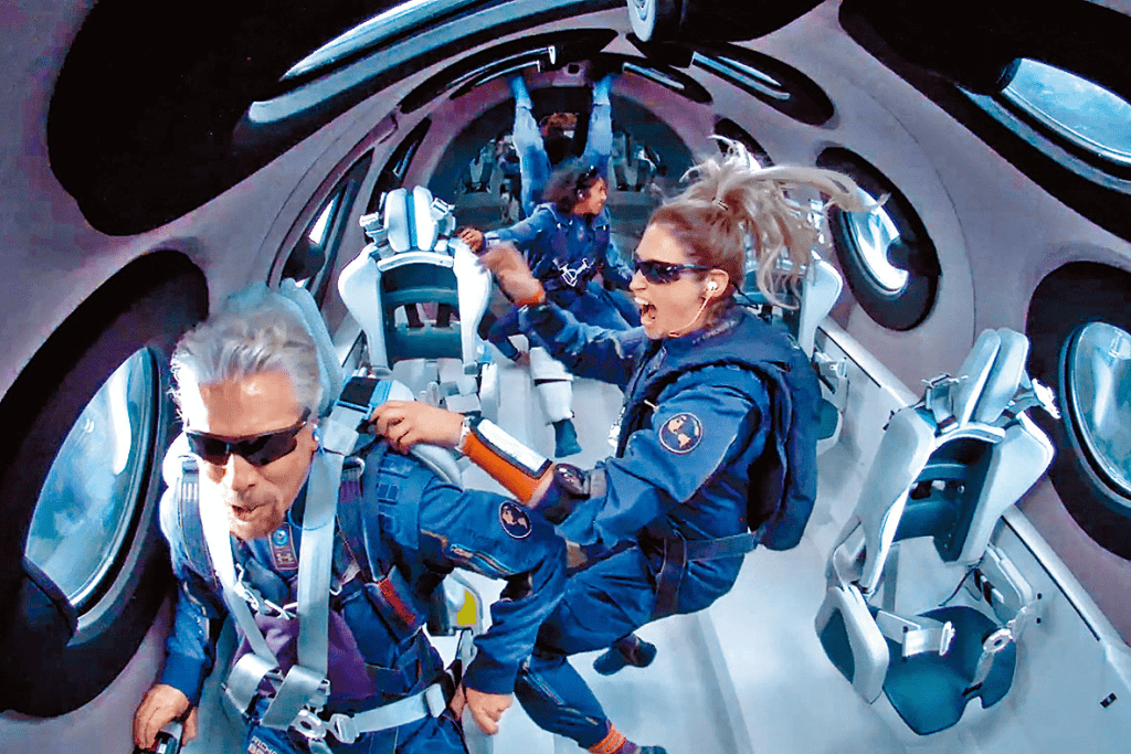 布兰森去年7月曾搭自家太空船上太空。AP/路透社