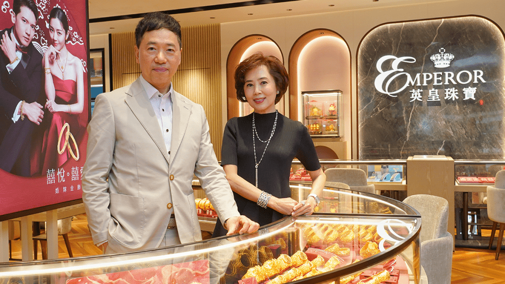 英皇珠寶積極強攻內地 5年內擬擴展600店 440間加盟店已落實