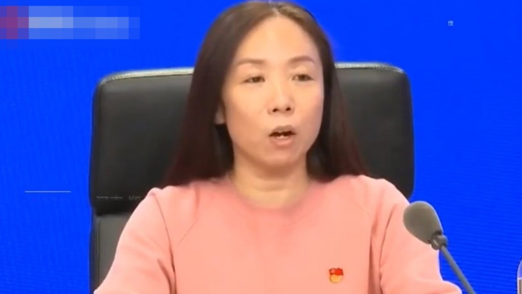 劉紅英指缺席了女兒18歲成人禮。