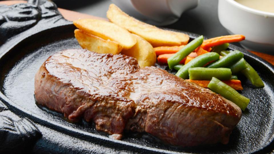 沖繩Steak House 88爆食安危機。Steak House 88 FB