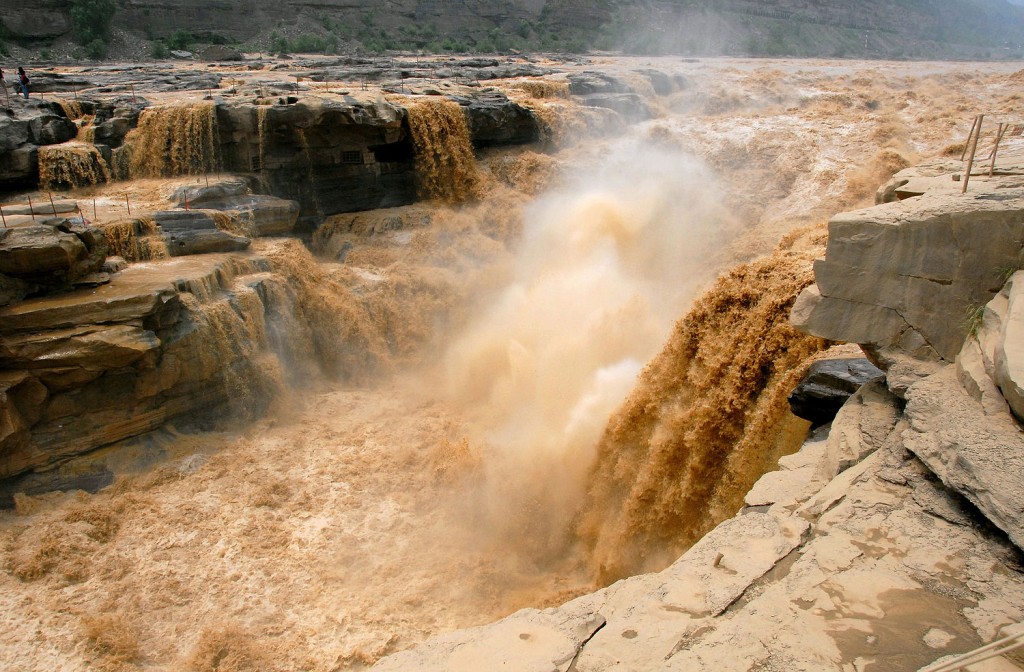 數年前拍攝到的黃河壺口瀑布。