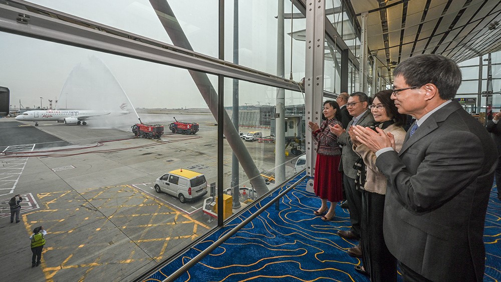陳美寶指，國家自主研發的C919客機自今年元旦起定航香港與上海航線，為市民及訪客提供新體驗。陳美寶網誌圖片