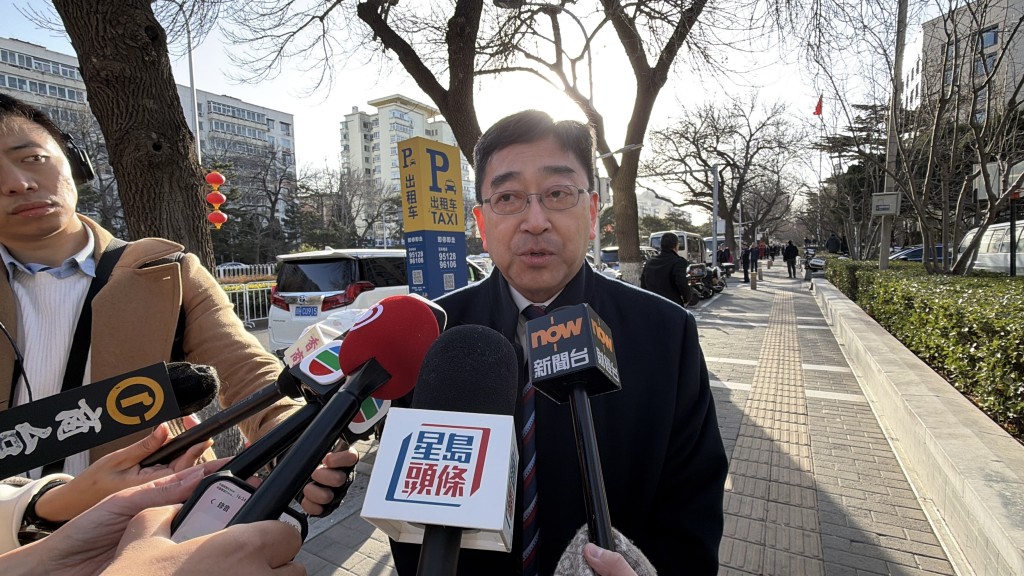 港区政协常委、行政会议成员高永文在会面后表示,今次的安排是很特别。郭咏欣摄 港区政协常委、行政会议成员高永文在会面后表示,今次的安排是很特别。郭咏欣摄