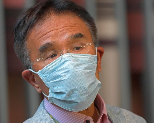 田北辰要求政府最遲明天就要停送檢疫者入駿洋邨。