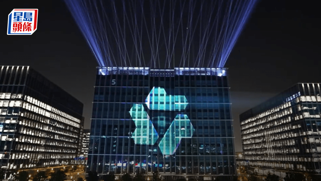 阿里千問AI料1.15發布重磅產品迭代 阿里雲今年目標取全中國80%增長份額