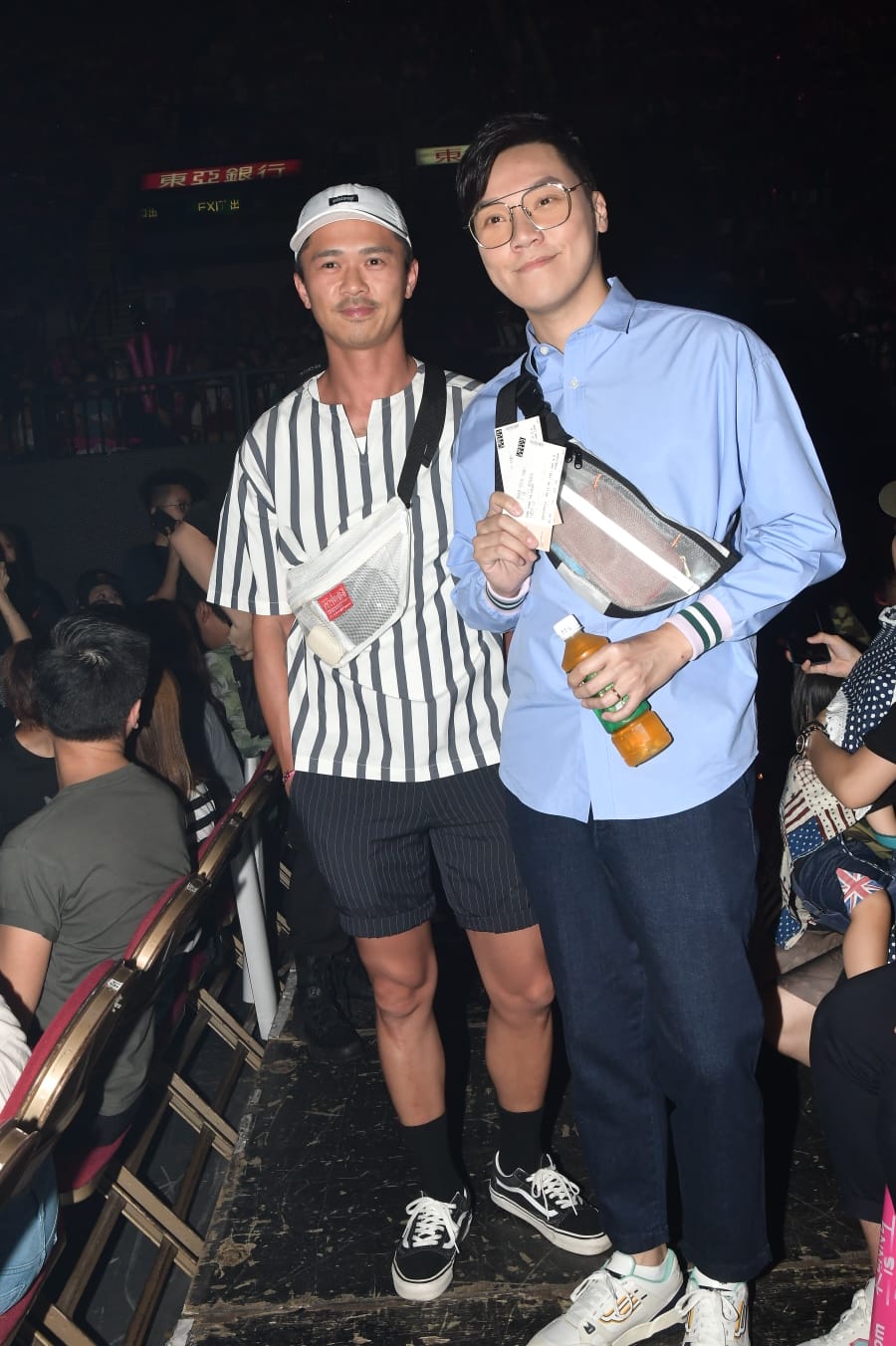 關智斌處男騷獲一眾好友支持