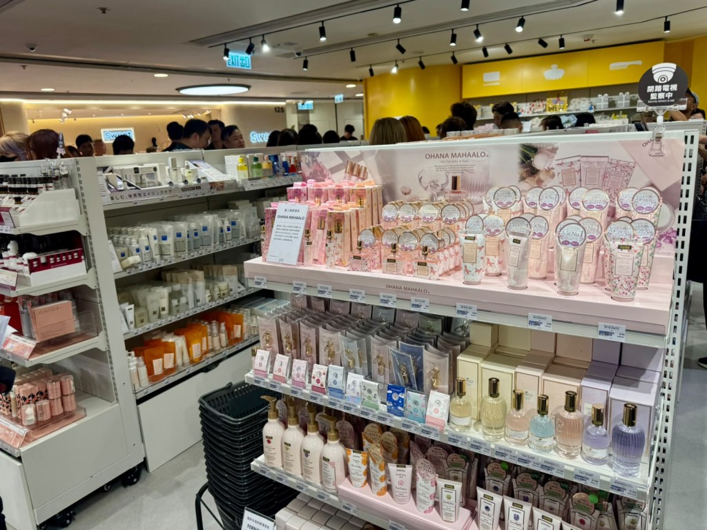 店舖租約為期一年,選址MOKO主要因為該商場已有不少日本品牌進駐,且年輕消費者較多。 店舖租約為期一年,選址MOKO主要因為該商場已有不少日本品牌進駐,且年輕消費者較多。