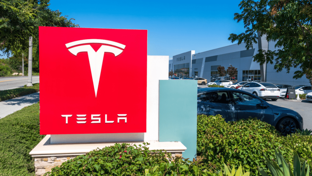 Tesla中國銷量挫49% 單月不足3.1萬輛 創兩年半低