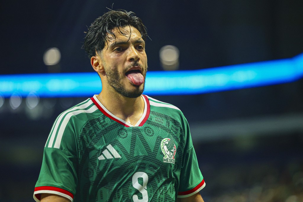 墨西哥前鋒魯爾占美尼斯。路透社