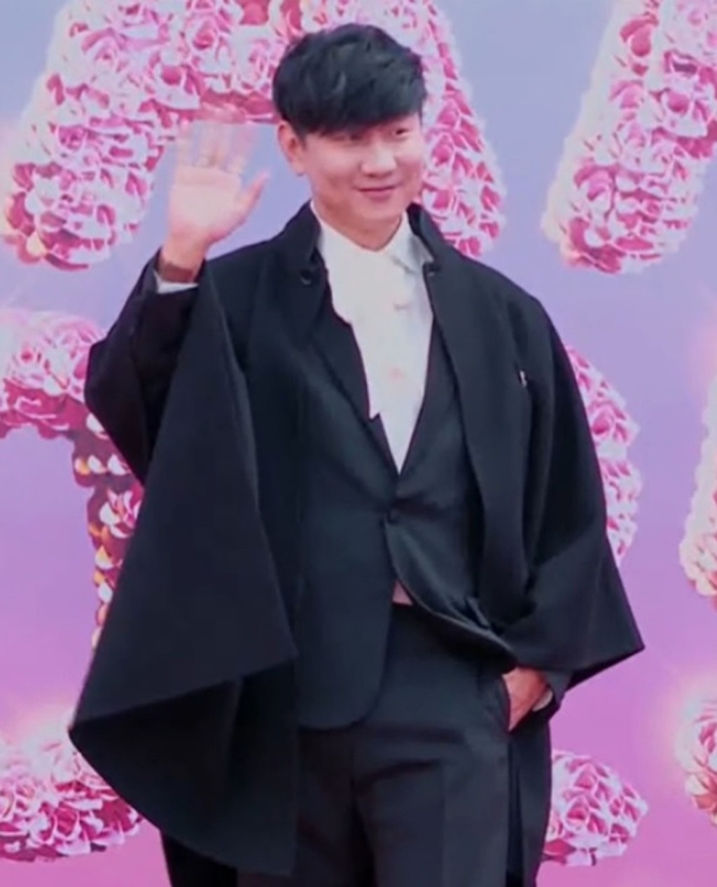 新加坡天王級歌手JJ林俊傑亦獲邀出席盛典。(中時新聞網) 新加坡天王級歌手JJ林俊傑亦獲邀出席盛典。(中時新聞網)