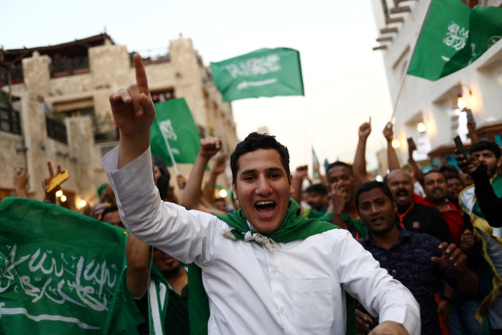 沙特球迷十分興奮。Reuters