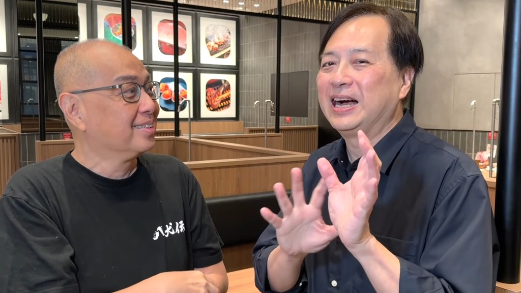 被問及復出拍劇,林祖輝大笑揚言若有得演「隨時辭職做男九」!(影片截圖:楊紹鴻Youtube頻道) 被問及復出拍劇,林祖輝大笑揚言若有得演「隨時辭職做男九」!(影片截圖:楊紹鴻Youtube頻道)