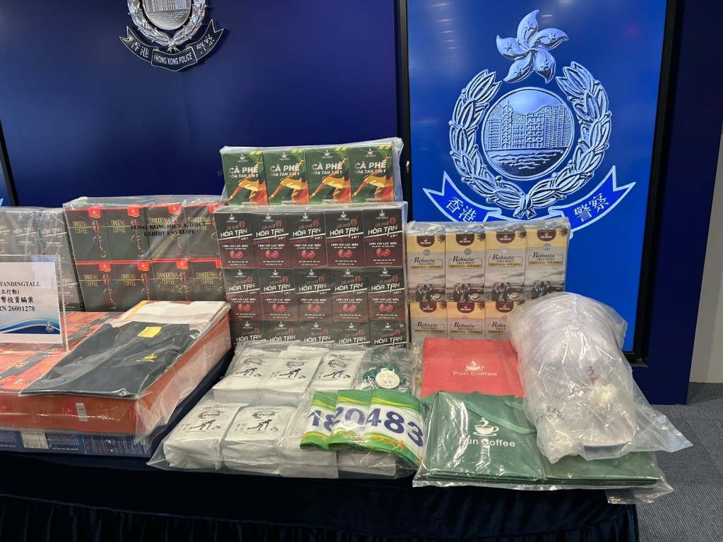 警方展示證物。曾志恆攝