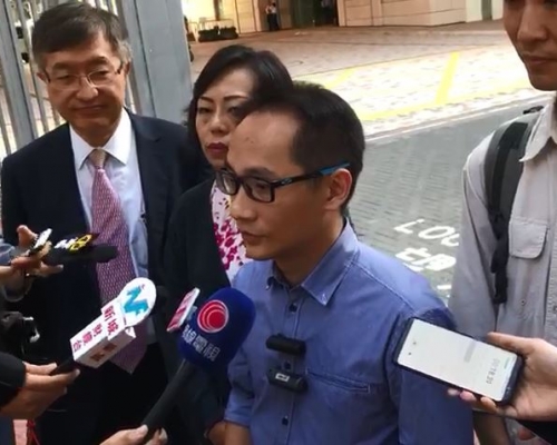 死者丈夫曾坤洪表示，不會原諒涉事醫護人員。香企容攝