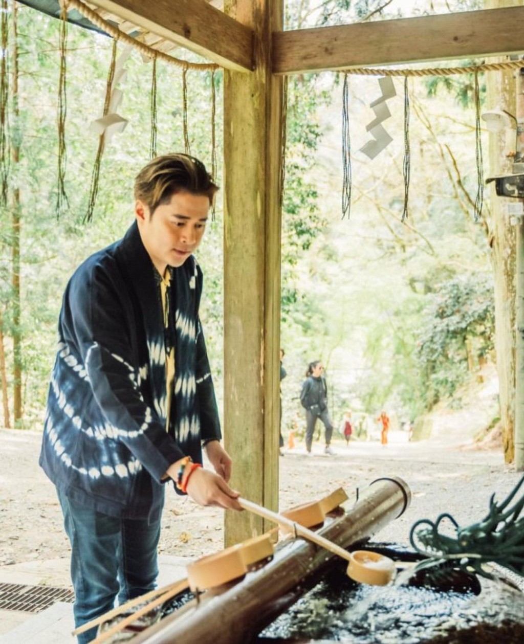 去年4月，徐天佑去京都鞍馬寺，他帶了一班學生的願望到山上祝福。