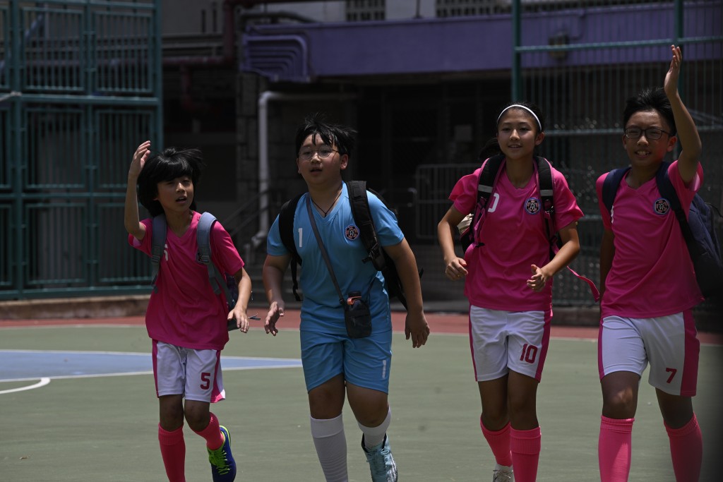 周衹月踢開11人場，拍《逆轉上半場》踢5人場大感辛苦。