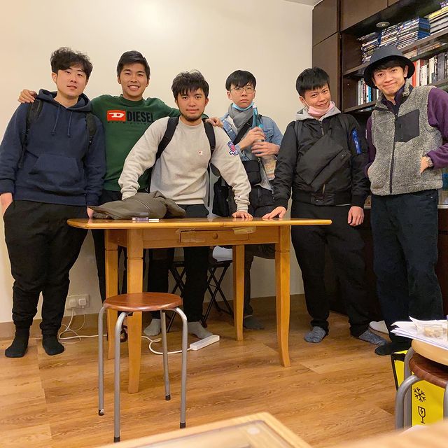 Locker(右一)仲係「試當真」一員!