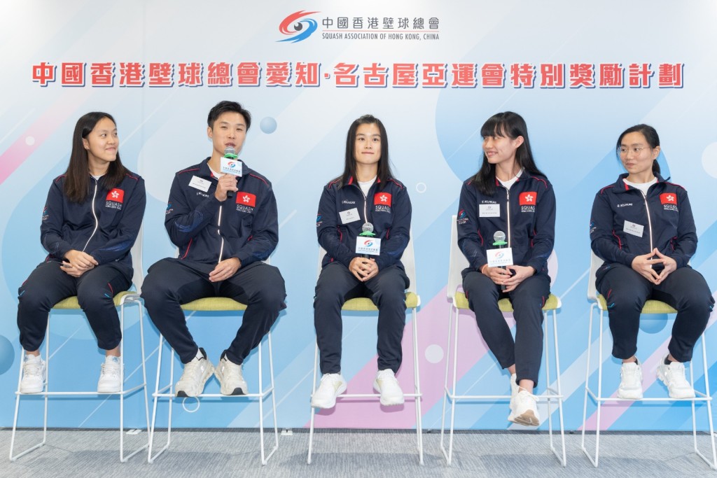 五位今屆亞運代表出席特別亞運獎勵計劃的記者會。香港壁總圖 五位今屆亞運代表出席特別亞運獎勵計劃的記者會。香港壁總圖