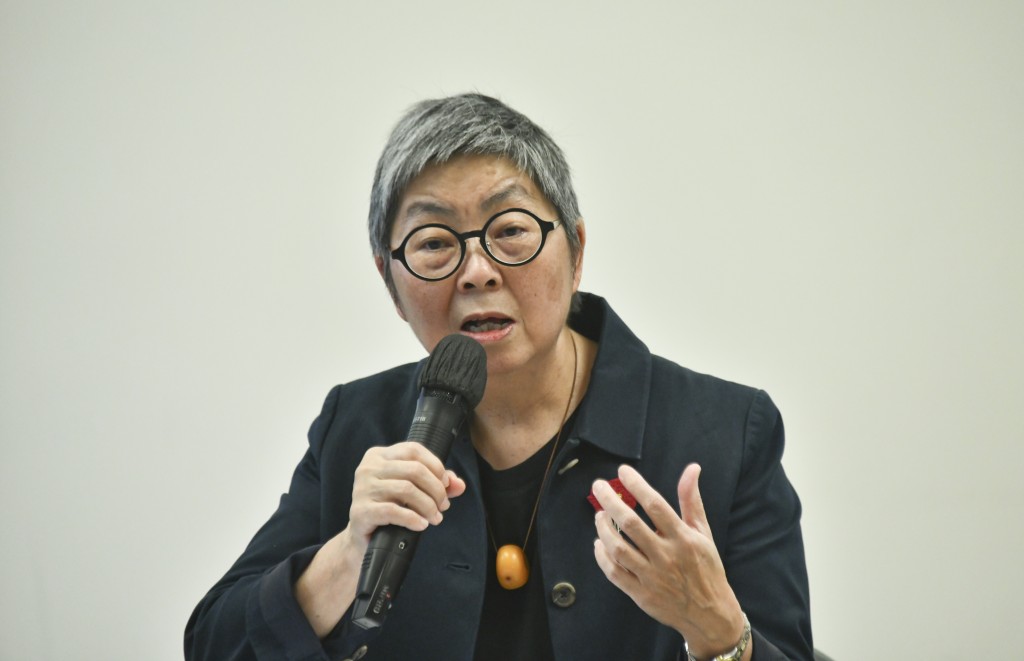 前公民黨立法會議員吳靄儀在報章的專欄以「願你安息」為題撰文。資料圖片