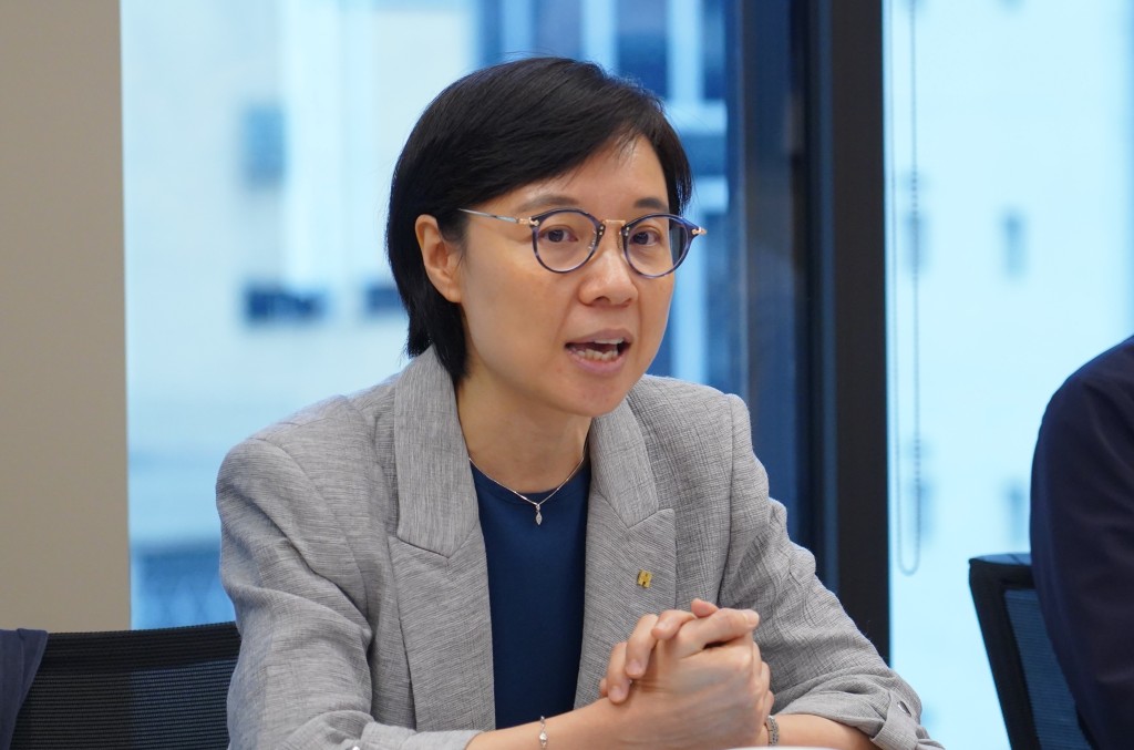置地公司工程助理總經理吳美玲表示,目前方案仍在測試階段,預計明年用在翻新建築物的間隔牆。 置地公司工程助理總經理吳美玲表示,目前方案仍在測試階段,預計明年用在翻新建築物的間隔牆。