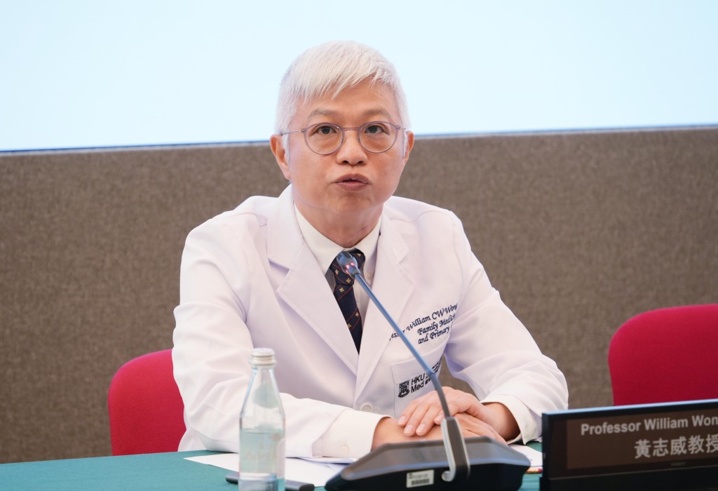 港大家庭醫學及基層醫療學系系主任黃志威。